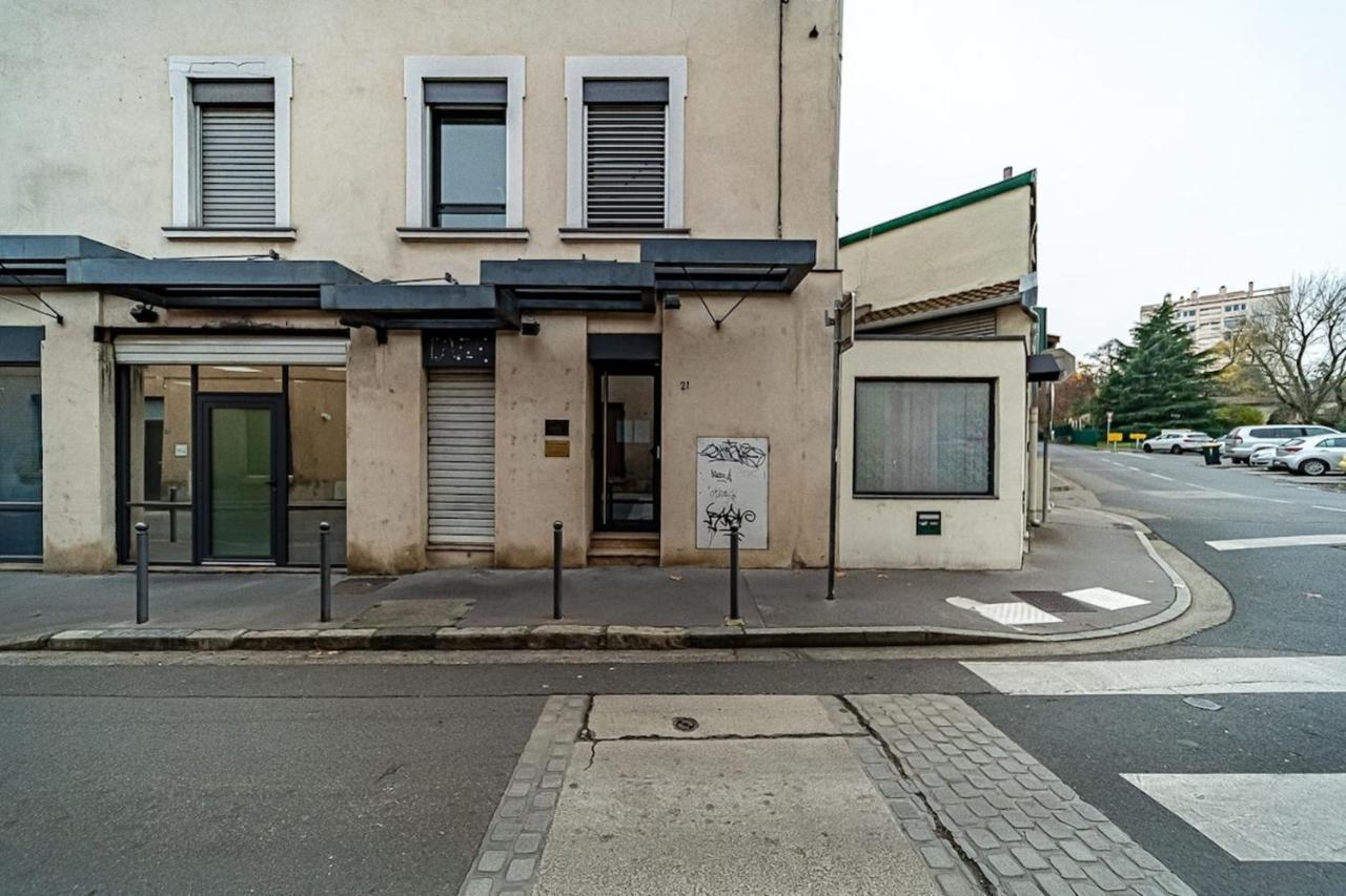 Apartamento Sleep And Go - Cozy 9 People - Oullins Exterior foto